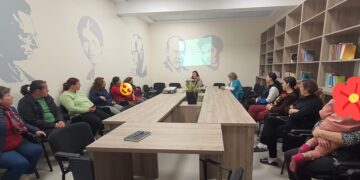 Rëndësia e dinamikave familjare përgjatë ecurisë tek fëmijët me çrregullime të spektrit Autik