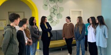 Fotoalbum nga vizita e ministres së MSHMS, Znj. Albana Koçiu në Qendrën Kombëtare Terapeutike dhe Rehabilituese për Fëmijët.