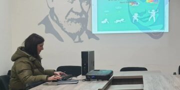 Kurbat e zhvillimit të fëmijës dhe si të nxisim zhvillimin e fëmijës