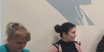 Roli i ndjekjes dhe mbështetjes së fëmijës pranë zonës së mbulimit